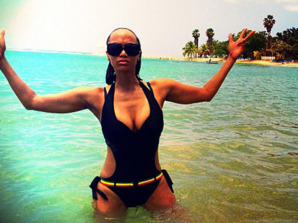 tyra-banks-posing-in-a-bikini-on-instagram.jpg