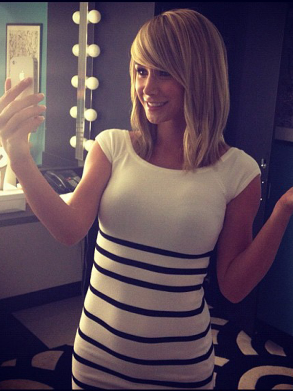 sara-jean-underwood-in-a-tight-striped-dress-on-instagram.jpg